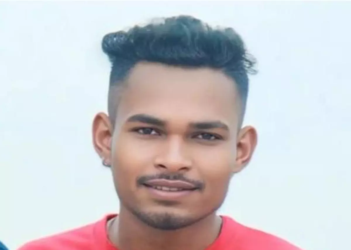 हिंदू संगठन के सदस्य ने किया सुसाइड हिंदू संगठन के सदस्य ने किया सुसाइड