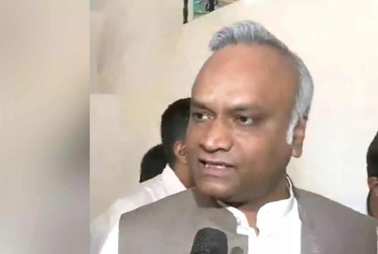 कांग्रेस ने कर्नाटक EVM सर्वेक्षण को कमजोर और पक्षपातपूर्ण बताया कांग्रेस ने कर्नाटक EVM सर्वेक्षण को कमजोर और पक्षपातपूर्ण बताया