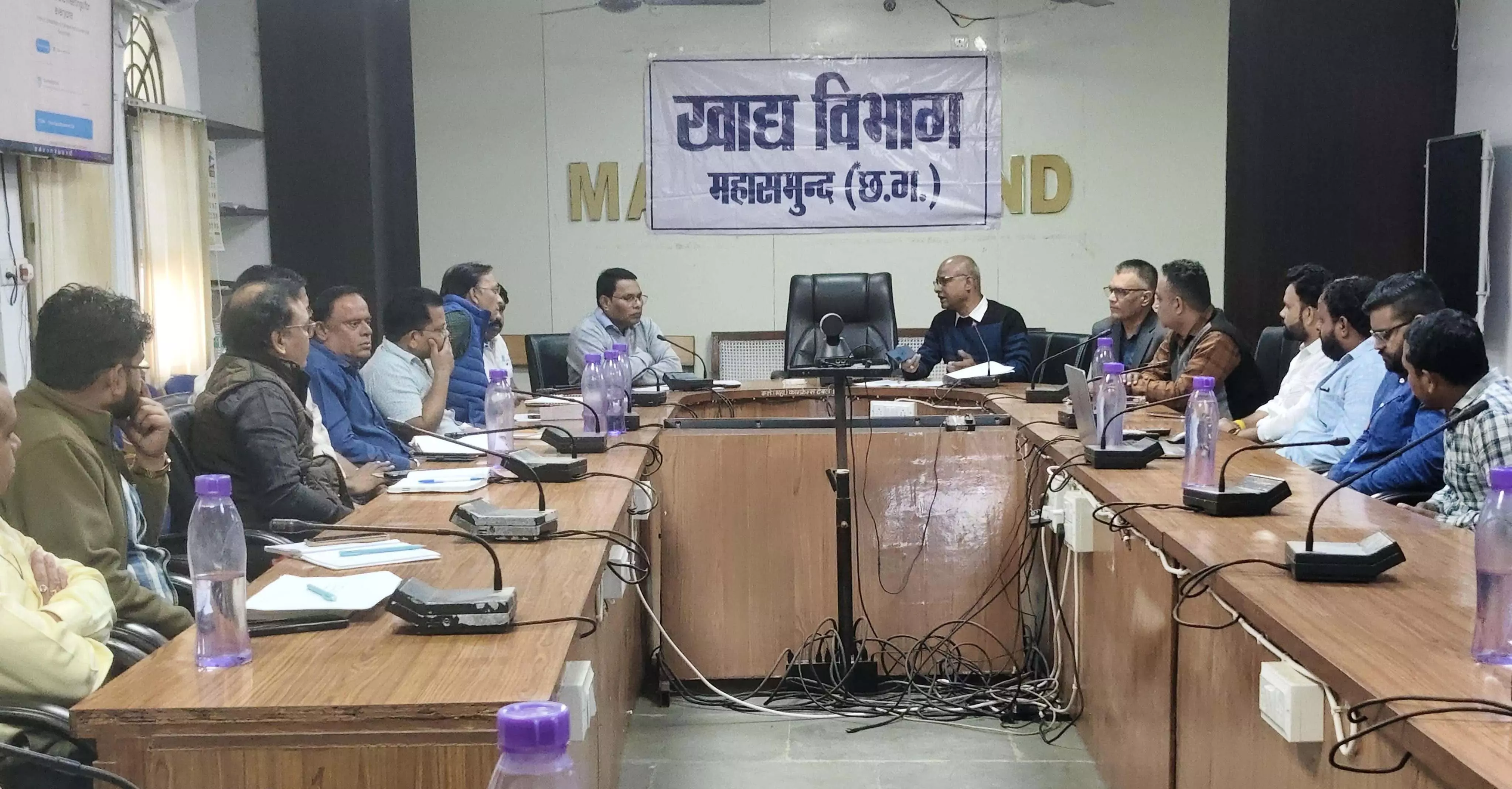 खाद्य विभाग की समीक्षा बैठक का आयोजन खाद्य विभाग की समीक्षा बैठक का आयोजन
