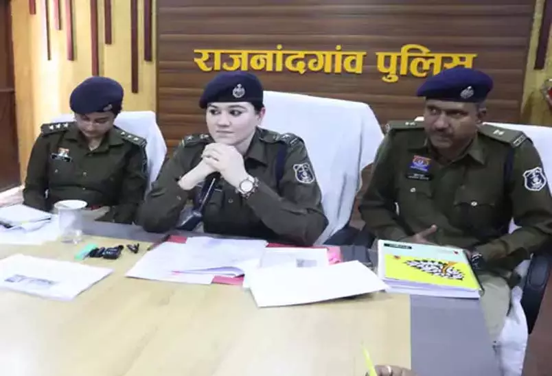 राजनांदगांव पुलिस की सख्त कार्रवाई से अपराध नियंत्रण में सफलता राजनांदगांव पुलिस की सख्त कार्रवाई से अपराध नियंत्रण में सफलता