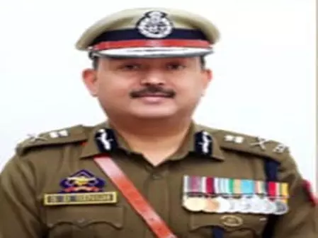 अरुणाचल प्रदेश और लद्दाख को मिले नए डीजीपी, दो सीनियर आईपीएस अधिकारियों का ट्रांसफर अरुणाचल प्रदेश और लद्दाख को मिले नए डीजीपी, दो सीनियर आईपीएस अधिकारियों का ट्रांसफर