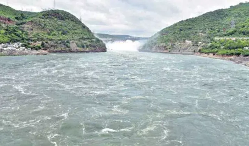 जल शक्ति मंत्रालय ने आंध्र और तेलंगाना के बीच जल प्रबंधन पर समिति का गठन किया