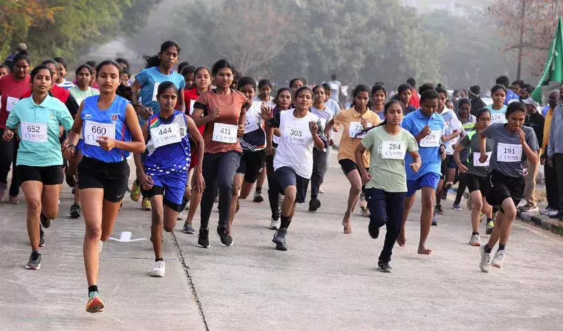 तेलंगाना क्रॉस कंट्री चैंपियनशिप में विनय और मल्लिका चमके तेलंगाना क्रॉस कंट्री चैंपियनशिप में विनय और मल्लिका चमके