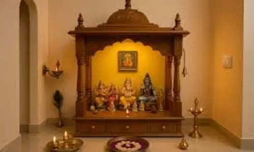Vastu Tips: शाम के समय पूजा करते समय भूलकर भी न करें ये 5 गलतियां, वरना जिंदगी भर पड़ सकता है पछताना