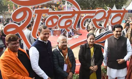 लिटरेरी फेस्ट में देश भर के लेखक और विद्वान शामिल हुए