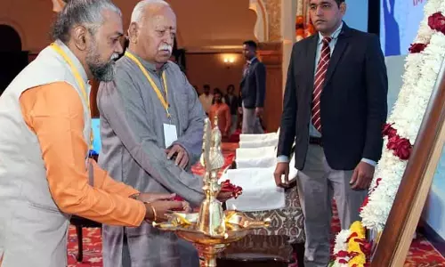 हमें एआई को नियंत्रित करने की जरूरत है, नियंत्रित होने की नही : Dr. Mohan Bhagwat
