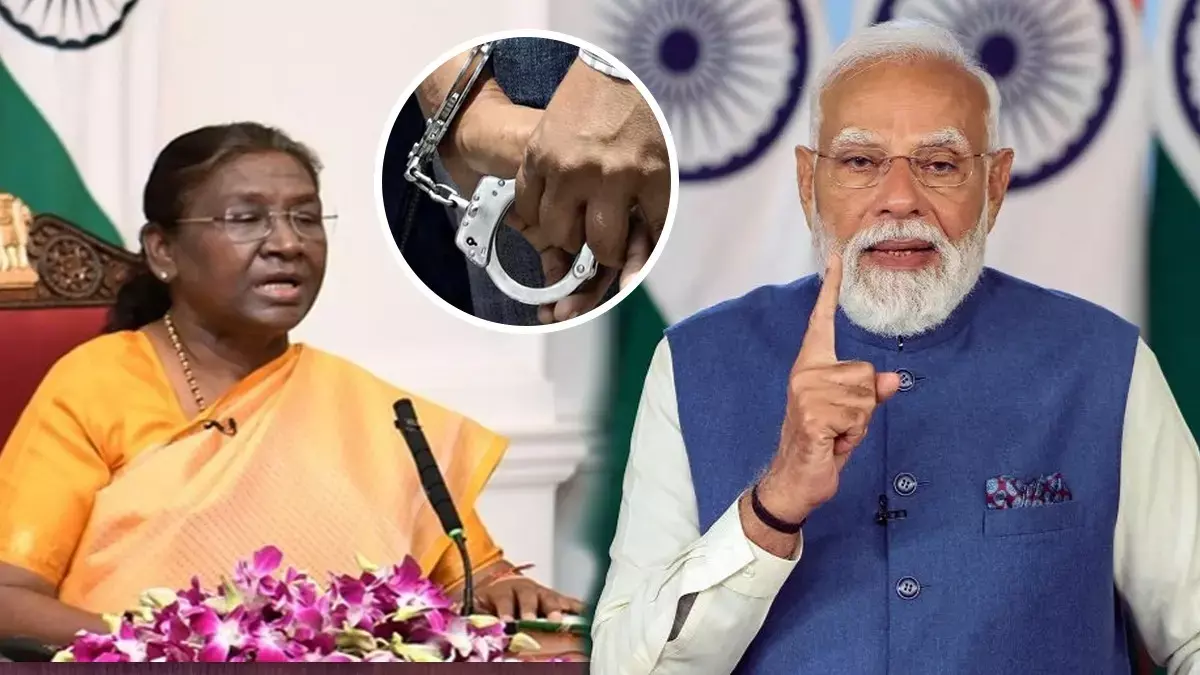 पीएम मोदी और राष्ट्रपति मुर्मू के नकली AI वीडियो सर्कुलेट करने वाले शख्स को किया गिरफ्तार पीएम मोदी और राष्ट्रपति मुर्मू के नकली AI वीडियो सर्कुलेट करने वाले शख्स को किया गिरफ्तार