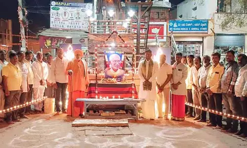 सिद्धेश्वर श्री, जिन्होंने ज्ञान दिया: Fakiriya Swamiji सिद्धेश्वर श्री, जिन्होंने ज्ञान दिया: Fakiriya Swamiji