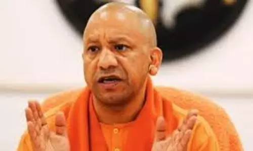 Lucknow: सीएम योगी ने पर्वों में सुरक्षा में लापरवाही पर कड़ा रुख दिखाया Lucknow: सीएम योगी ने पर्वों में सुरक्षा में लापरवाही पर कड़ा रुख दिखाया