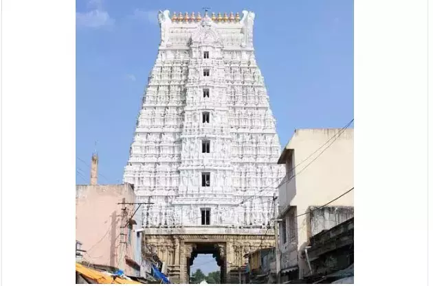 Tirupati गोविंदराज स्वामी मंदिर में सुरक्षा भंग