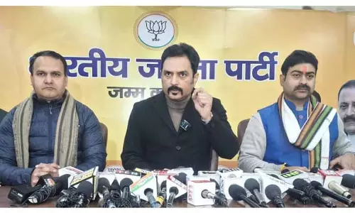 वंदे मातरम का विरोध भारत की आत्मा पर हमला है: Dr. Jasrotia वंदे मातरम का विरोध भारत की आत्मा पर हमला है: Dr. Jasrotia