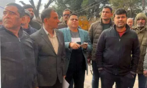 ओल्ड जानीपुर सिविल सोसाइटी के डेलीगेशन ने JMC कमिश्नर से मुलाकात की, मुद्दे उठाए ओल्ड जानीपुर सिविल सोसाइटी के डेलीगेशन ने JMC कमिश्नर से मुलाकात की, मुद्दे उठाए