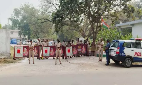 CPM के विरोध प्रदर्शन के मद्देनजर मधिरा में पुलिस हाई अलर्ट पर