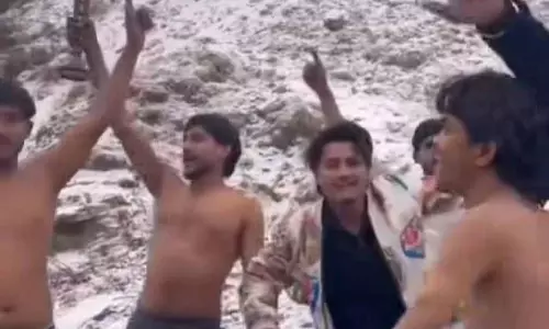 Lahaul Valley का विंटर वंडरलैंड उपद्रव का अड्डा बन गया Lahaul Valley का विंटर वंडरलैंड उपद्रव का अड्डा बन गया