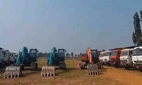 जब्त रेत-तस्करी वाहन छोड़े, कलेक्टर ने IIC पर कार्रवाई की जब्त रेत-तस्करी वाहन छोड़े, कलेक्टर ने IIC पर कार्रवाई की