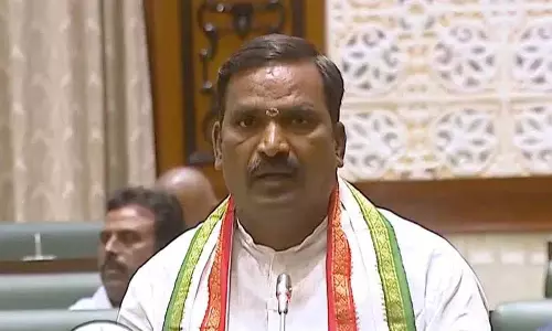 कांग्रेस MLAs ने विधानसभा में खरीद की दिक्कतों और आवास में देरी की बात उठाई कांग्रेस MLAs ने विधानसभा में खरीद की दिक्कतों और आवास में देरी की बात उठाई
