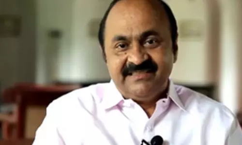 केरल: सतीसन ने एंटनी राजू को मंत्री बनाने पर CM विजयन की आलोचना की