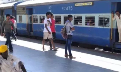 Train Update: संबलपुर में मॉडर्नाइज़ेशन के काम की वजह से ट्रेनें कैंसिल और डायवर्ट की गईं