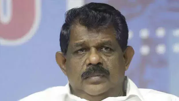 kerala: तीन साल की सजा के बावजूद एंटनी राजू जेल से बचे, अयोग्यता कायम