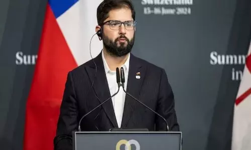 Chilean के राष्ट्रपति ने संवाद और बहुपक्षवाद के माध्यम से शांतिपूर्ण समाधान का किया आह्वान Chilean के राष्ट्रपति ने संवाद और बहुपक्षवाद के माध्यम से शांतिपूर्ण समाधान का किया आह्वान