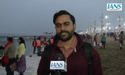 प्रयागराज में माघ मेला: पौष पूर्णिमा पर लाखों श्रद्धालुओं ने लिया पवित्र स्नान, युवा पीढ़ी रही बड़ी संख्या में उपस्थित