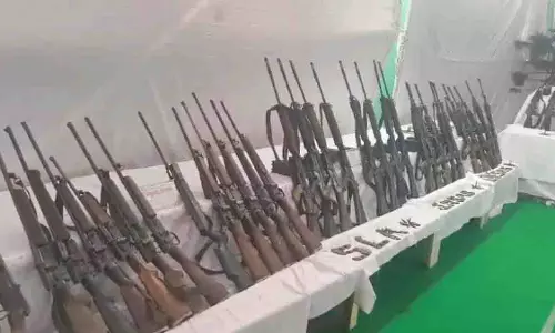 Telangana: सरेंडर माओवादियों के हथियारों के स्रोत की होगी छानबीन