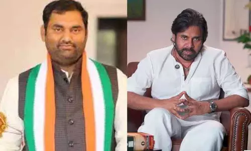 Anirudh Reddy का तंज: कोंडागट्टू दौरे के बाद पवन कल्याण को दी नसीहत Anirudh Reddy का तंज: कोंडागट्टू दौरे के बाद पवन कल्याण को दी नसीहत