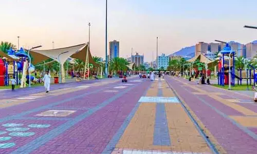 Mecca  में सुहाना मौसम: पब्लिक पार्कों में उमड़ी 40% ज्यादा भीड़