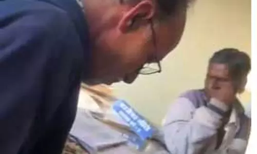 Naib Tehsildar सांची का रीडर घूस लेते वीडियो वायरल, कलेक्टर ने किया सस्पेंड