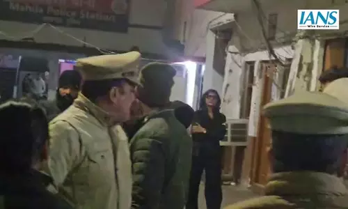 फोक सिंगर नेहा सिंह राठौर पर हेट स्पीच का मामला, दूसरी नोटिस के बाद पुलिस थाने पहुंचीं फोक सिंगर नेहा सिंह राठौर पर हेट स्पीच का मामला, दूसरी नोटिस के बाद पुलिस थाने पहुंचीं