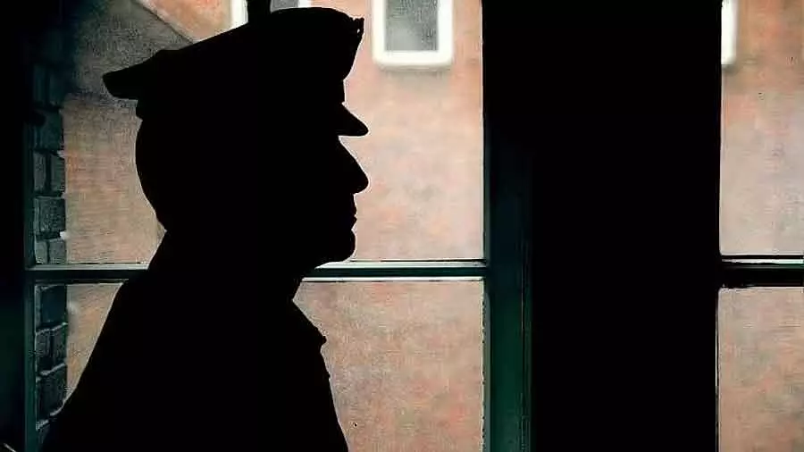 Vijayapura विरोध प्रदर्शन: पुलिस ने टेंट हटाया; साधु और अन्य पर मामला दर्ज Vijayapura विरोध प्रदर्शन: पुलिस ने टेंट हटाया; साधु और अन्य पर मामला दर्ज