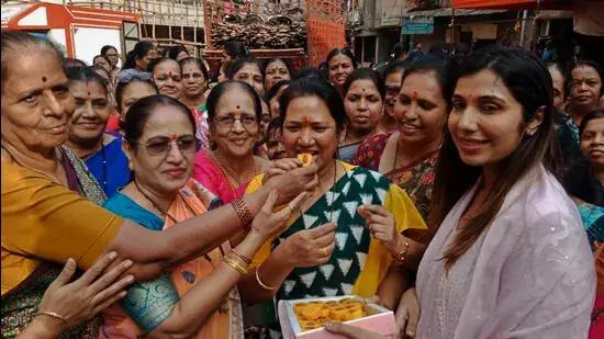 Maharashtra: लोकल चुनाव में रूलिंग पार्टियों के 68 कैंडिडेट बिना किसी विरोध के जीते Maharashtra: लोकल चुनाव में रूलिंग पार्टियों के 68 कैंडिडेट बिना किसी विरोध के जीते