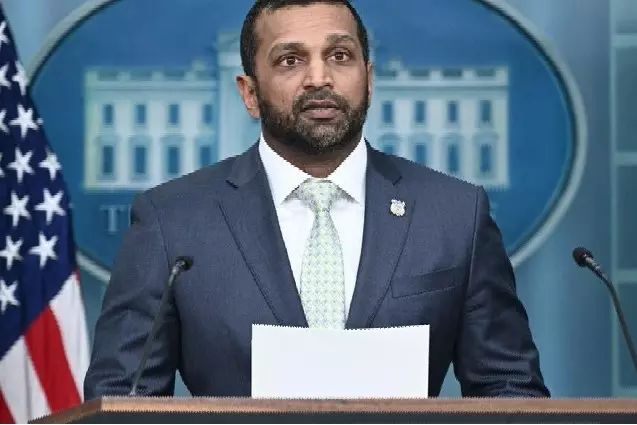 FBI ने नए साल की शाम ISIS हमले की योजना बनाने के आरोप में किशोर को गिरफ्तार किया FBI ने नए साल की शाम ISIS हमले की योजना बनाने के आरोप में किशोर को गिरफ्तार किया