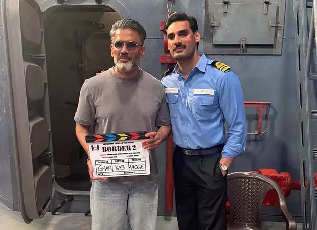 अहान शेट्टी ने Border 2 के लिए पिता सुनील शेट्टी को दिल से श्रद्धांजलि दी अहान शेट्टी ने Border 2 के लिए पिता सुनील शेट्टी को दिल से श्रद्धांजलि दी