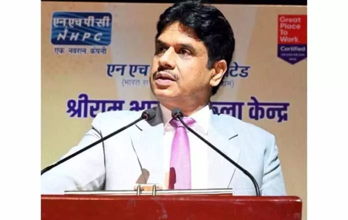 CMD NHPC ने क्लीन एनर्जी और राष्ट्र निर्माण के प्रति अपनी प्रतिबद्धता दोहराई CMD NHPC ने क्लीन एनर्जी और राष्ट्र निर्माण के प्रति अपनी प्रतिबद्धता दोहराई