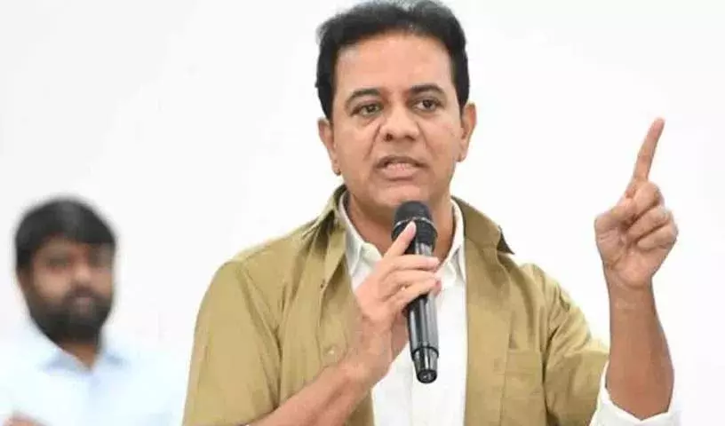 ऑटो ड्राइवरों की गैर-कानूनी गिरफ्तारी की कड़ी निंदा की: KTR ऑटो ड्राइवरों की गैर-कानूनी गिरफ्तारी की कड़ी निंदा की: KTR