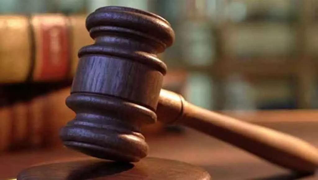 Delhi की एक अदालत ने पति को पत्नी को हर महीने 5 लाख गुजारा भत्ता देने का आदेश दिया है Delhi की एक अदालत ने पति को पत्नी को हर महीने 5 लाख गुजारा भत्ता देने का आदेश दिया है