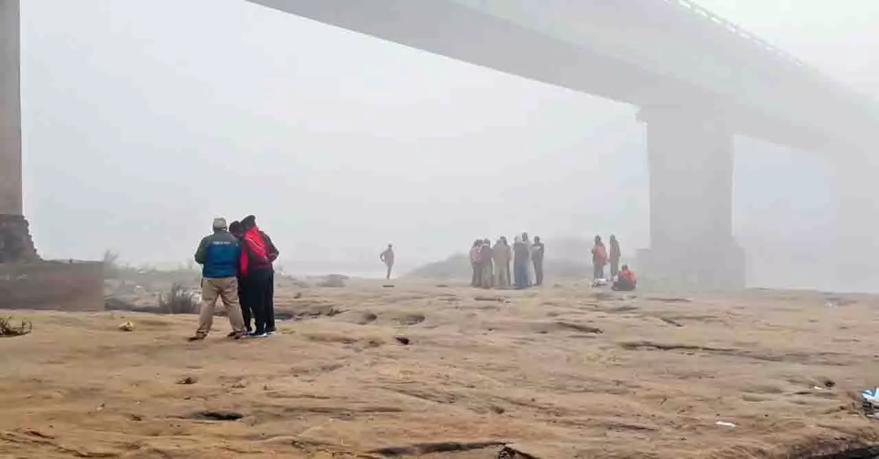 Odisha के एक बिजनेसमैन का शव टिटिलागढ़ में पुल के नीचे मिला Odisha के एक बिजनेसमैन का शव टिटिलागढ़ में पुल के नीचे मिला