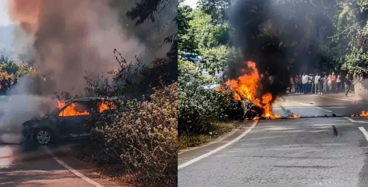 आमने-सामने की भिड़ंत, Odisha में कार और बुलेट हादसा आमने-सामने की भिड़ंत, Odisha में कार और बुलेट हादसा