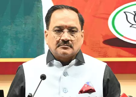 दिल्ली भाजपा अध्यक्ष सचदेवा ने सस्ती बयानबाजी के लिए आप की आलोचना की दिल्ली भाजपा अध्यक्ष सचदेवा ने सस्ती बयानबाजी के लिए आप की आलोचना की