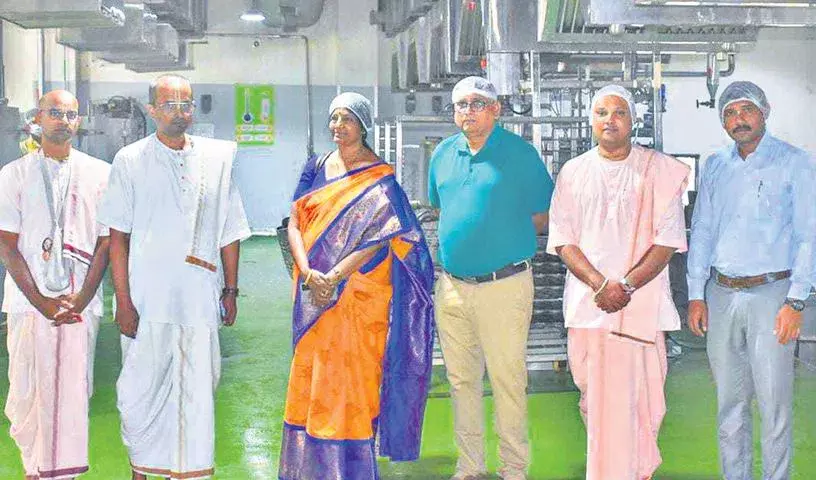 Hyderabad: बाजरा आधारित पोषण को बढ़ावा देने के लिए HKMCF ने IIMR के साथ MoU पर साइन किया Hyderabad: बाजरा आधारित पोषण को बढ़ावा देने के लिए HKMCF ने IIMR के साथ MoU पर साइन किया