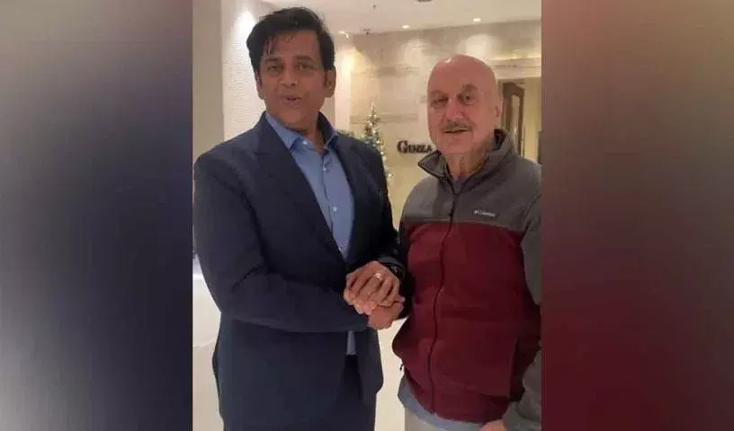 खोसला का घोसला 2 में अनुपम खेर और रवि किशन एक साथ खोसला का घोसला 2 में अनुपम खेर और रवि किशन एक साथ