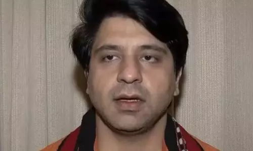 राहुल हटाओ और प्रियंका लेकर आओ, भाजपा नेता शहजाद पूनावाला ने ली कांग्रेस की चुटकी राहुल हटाओ और प्रियंका लेकर आओ, भाजपा नेता शहजाद पूनावाला ने ली कांग्रेस की चुटकी