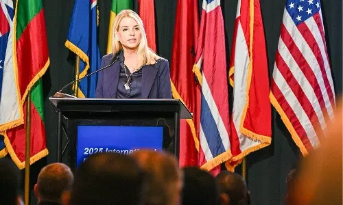 US अटॉर्नी जनरल: मादुरो को अमेरिकी न्याय का पूरा गुस्सा झेलना पड़ेगा