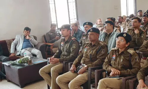 पुलिस कर्मियों के वित्तीय सशक्तिकरण के लिए निवेश और बचत पर कार्यशाला आयोजित पुलिस कर्मियों के वित्तीय सशक्तिकरण के लिए निवेश और बचत पर कार्यशाला आयोजित