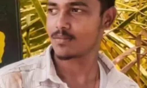 बाइक की आमने-सामने की टक्कर: सवार की मौत बाइक की आमने-सामने की टक्कर: सवार की मौत