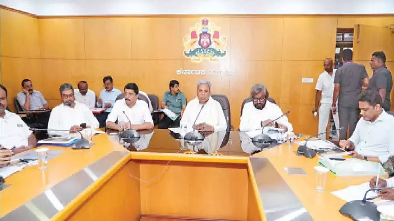 Karnataka: एक्सपर्ट्स सफारी गाड़ियों के वाइल्डलाइफ पर असर की स्टडी करेंगे Karnataka: एक्सपर्ट्स सफारी गाड़ियों के वाइल्डलाइफ पर असर की स्टडी करेंगे