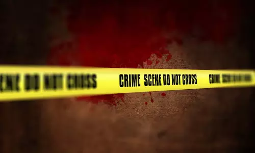 बीमार बेटी की हत्या कर मां ने दे दी जान, इलाके में सन्नाटा बीमार बेटी की हत्या कर मां ने दे दी जान, इलाके में सन्नाटा