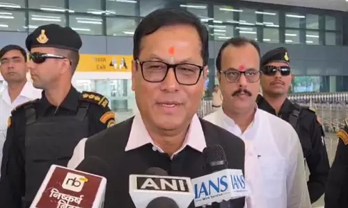 सरबानंदा सोनोवाल ने PM मोदी के शासन मॉडल में प्रेस स्वतंत्रता और कल्याण योजनाओं पर जोर दिया