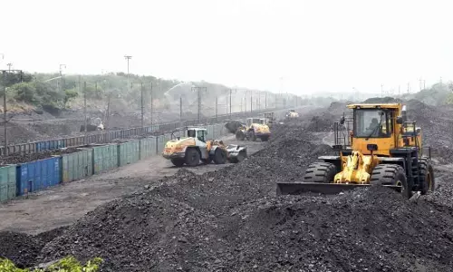 Odisha: खुर्दा रोड डिवीजन ने 2025-26 की पहली तीन तिमाहियों में रिकॉर्ड माल ढुलाई की Odisha: खुर्दा रोड डिवीजन ने 2025-26 की पहली तीन तिमाहियों में रिकॉर्ड माल ढुलाई की